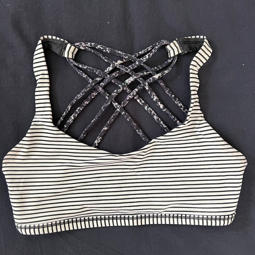 Lululemon Free To Be Sports Bra (Striped) Size 6